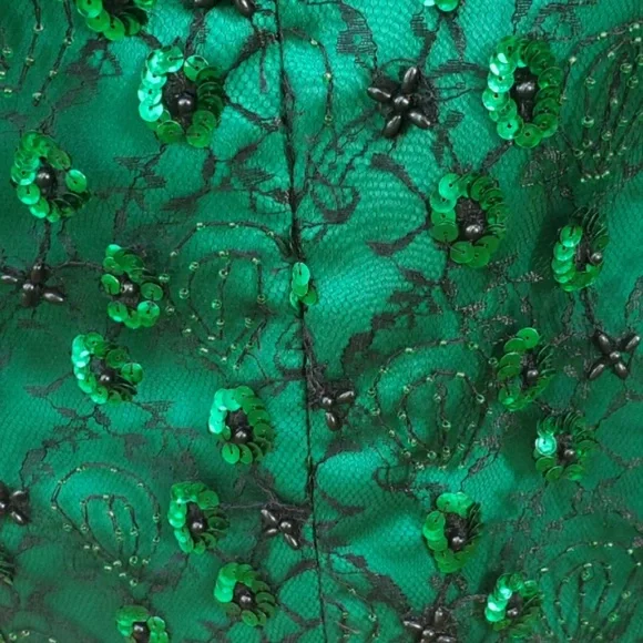 Carolina Herrera Green Sequin Lace Short Dress Rare Vintage Carolina Herrera Green Sequin Lace Short Dress Rare Vintage